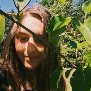 Meet your Posher, Camilla